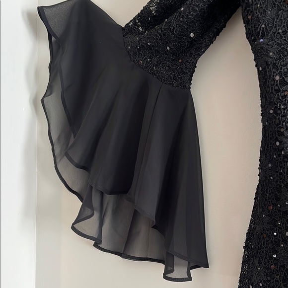 Connected Apparel Black Sequin Dress with Flared Sheer Sleeves Size 16 - Picture 5 of 16